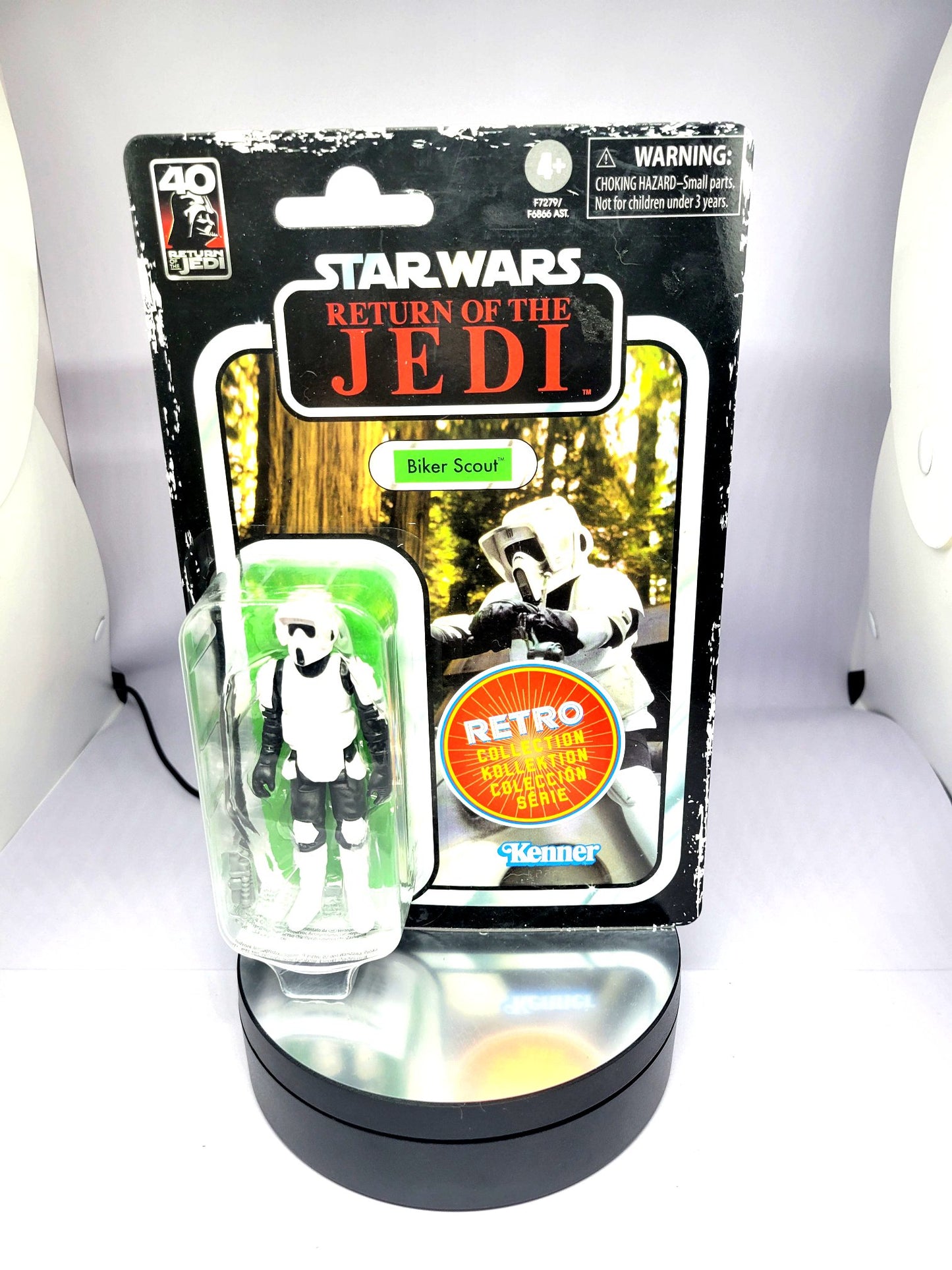 Hasbro Kenner Star Wars Return of the Jedi 40th Anniversary Biker Scout Retro Action Figure