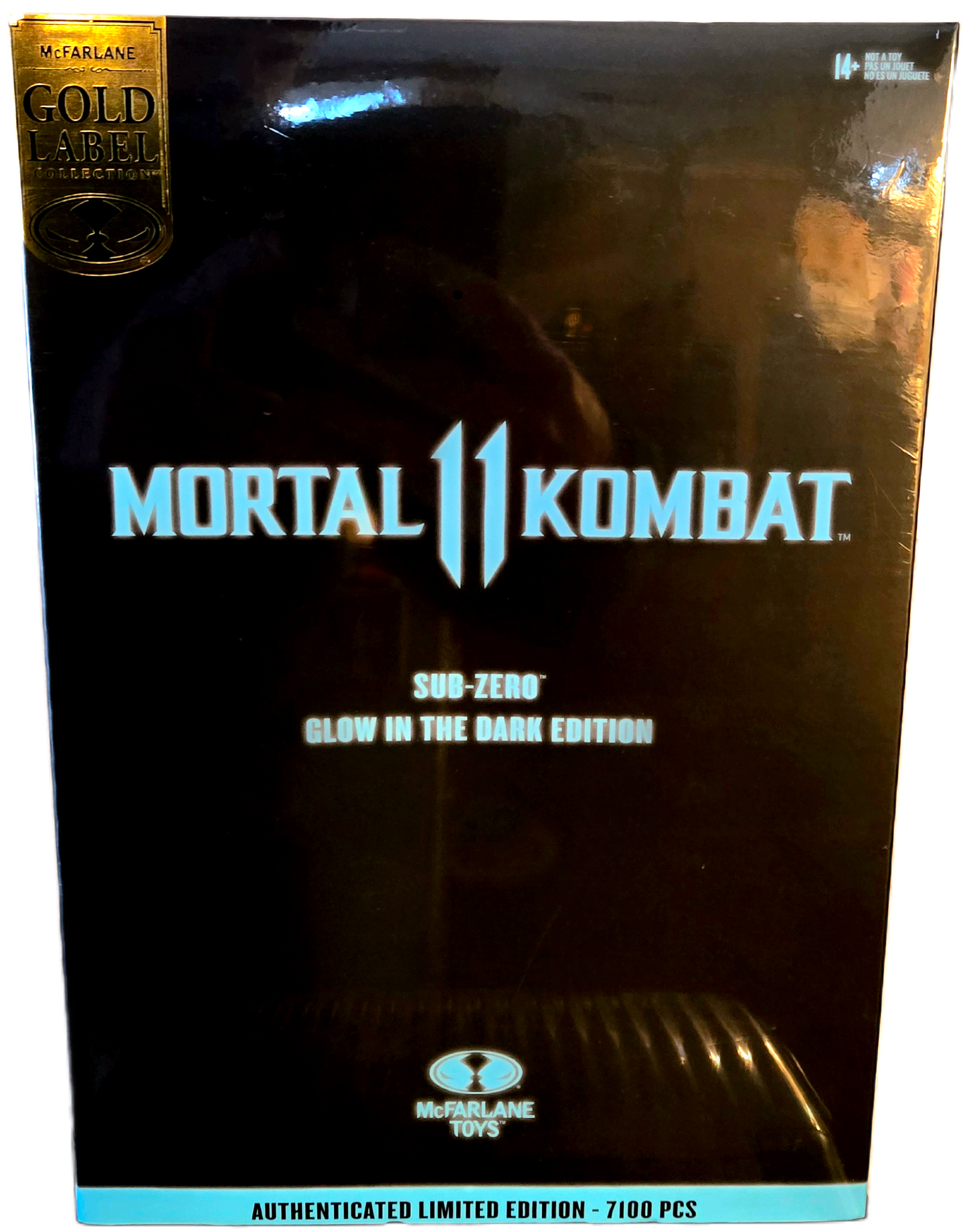 McFarlane Toys Mortal Kombat 11 Sub-Zero Glow in the Dark Edition Gold Label Action Figure