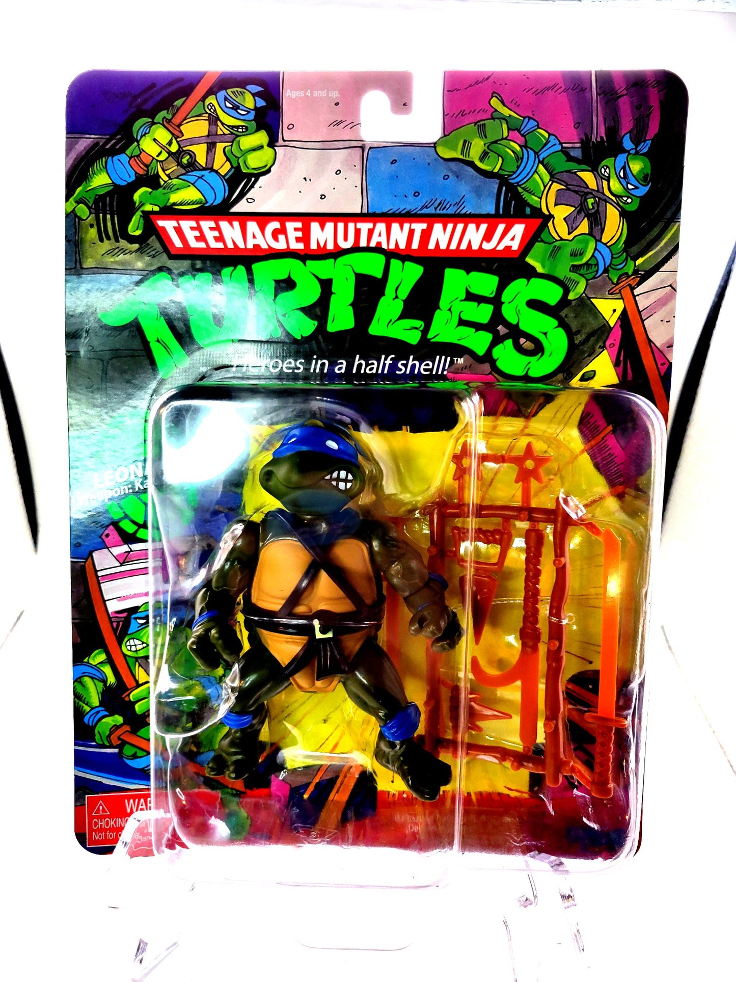 Playmates Teenage Mutant Ninja Turtles (2021) Retro Leonardo Action Figure