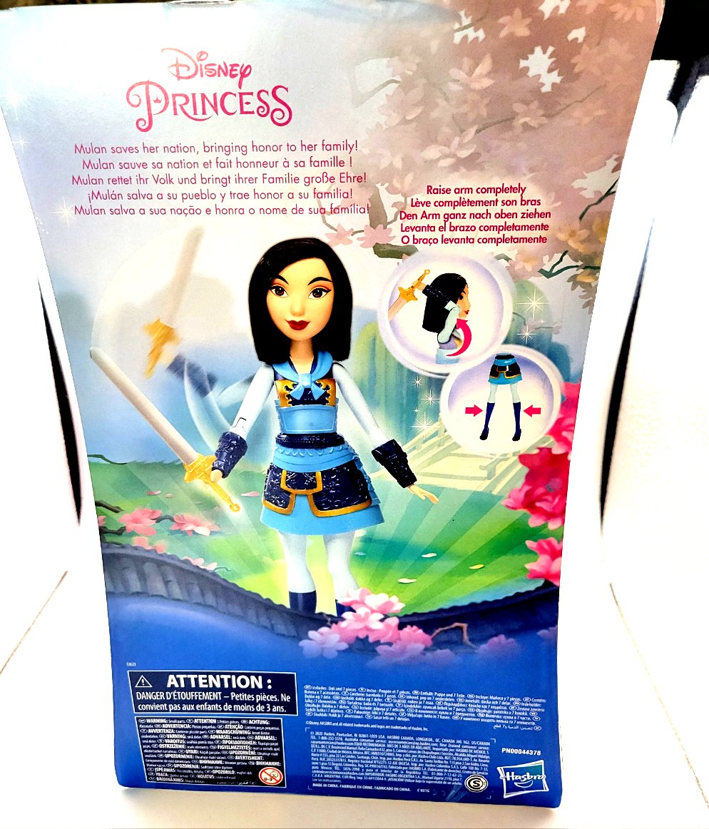 Hasbro Disney Princess 2020 Mulan Warrior Moves Doll Figure