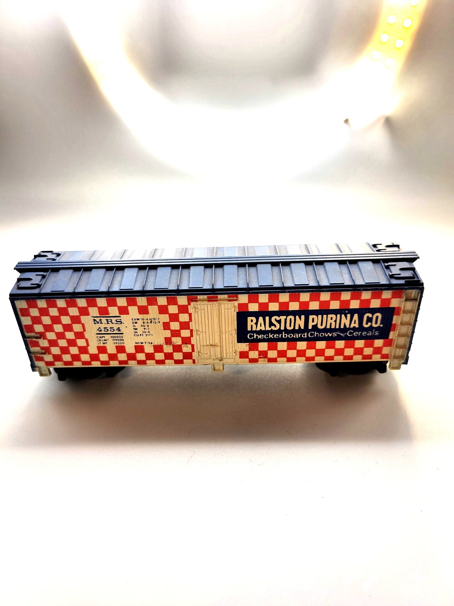 TYCO Trains HO Scale Ralston Purina Co. Freight Car